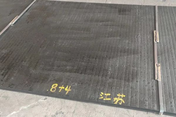 金属堆焊耐磨衬板厂家