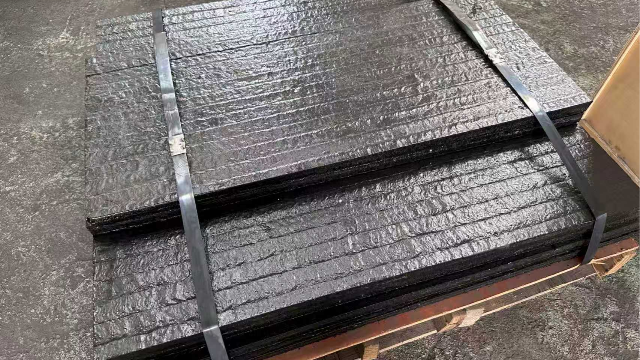 双金属堆焊合金耐磨衬板是什么？