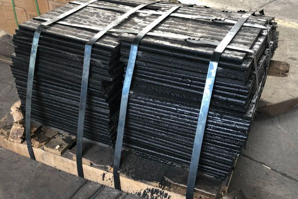 堆焊耐磨板双金属耐磨衬板