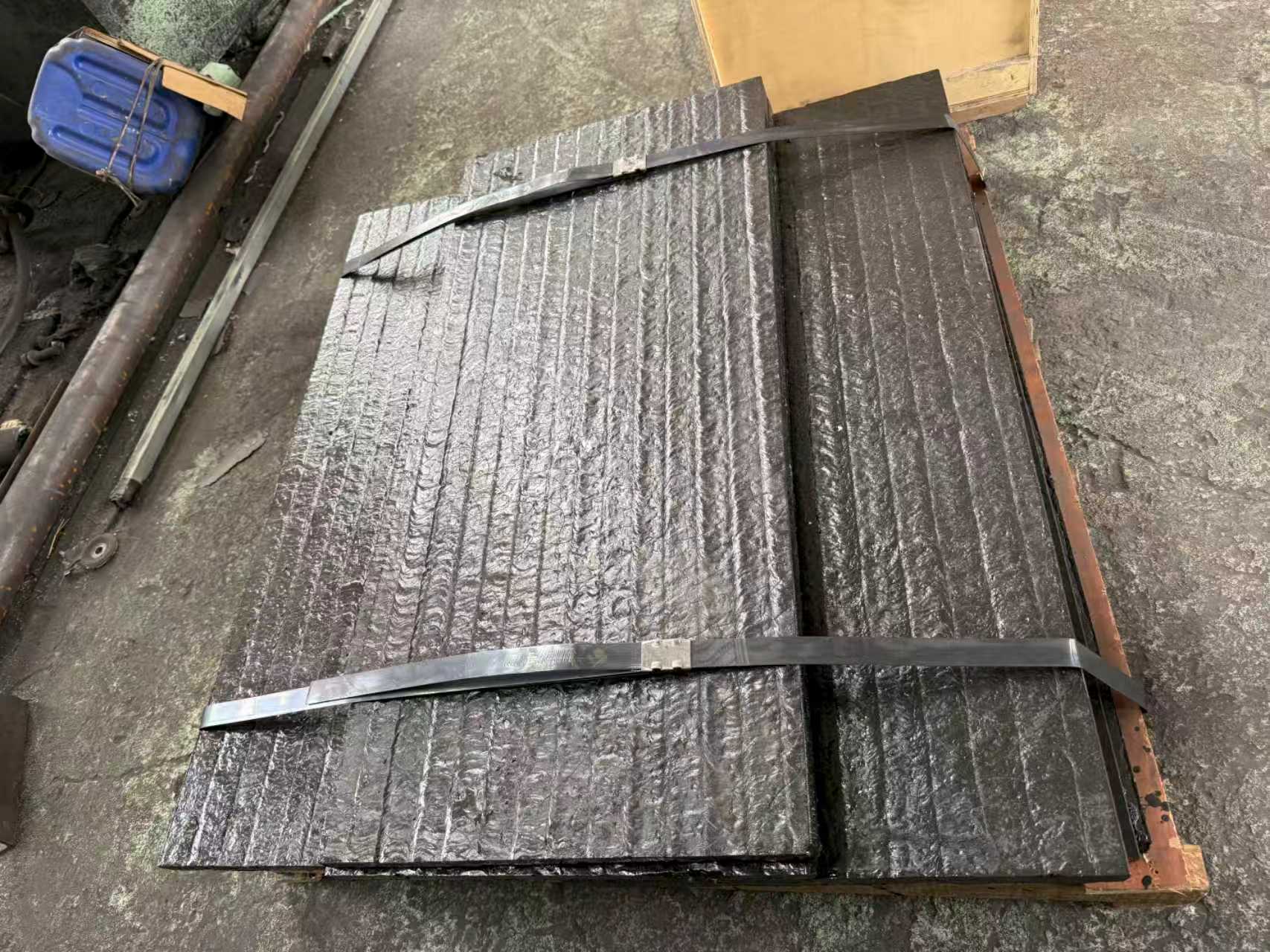 耐磨钢板展示1