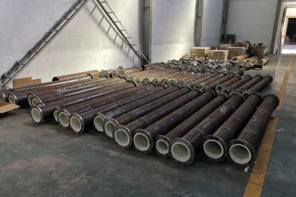 贴片耐磨陶瓷管道选型应该怎么做